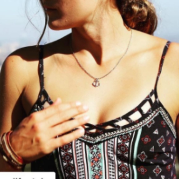 Anchor Charm Necklace - Picture 5 of 5